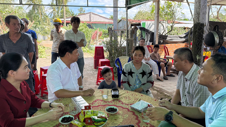 Vợ bất lực nhìn chồng bị tường đè tử vong trong cơn bão dữ- Ảnh 2.