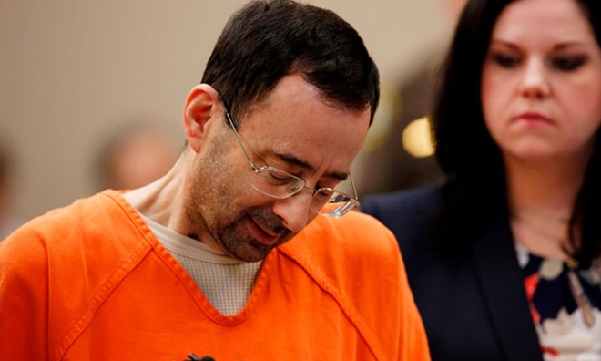 100 VĐV nữ bị tấn công tình dục, 37.000 ảnh khiêu dâm trẻ em,... giới thể thao choáng váng vì bác sĩ 100 VĐV nữ bị tấn công tình dục, 37.000 ảnh khiêu dâm trẻ em,... giới thể thao choáng váng vì bác sĩ