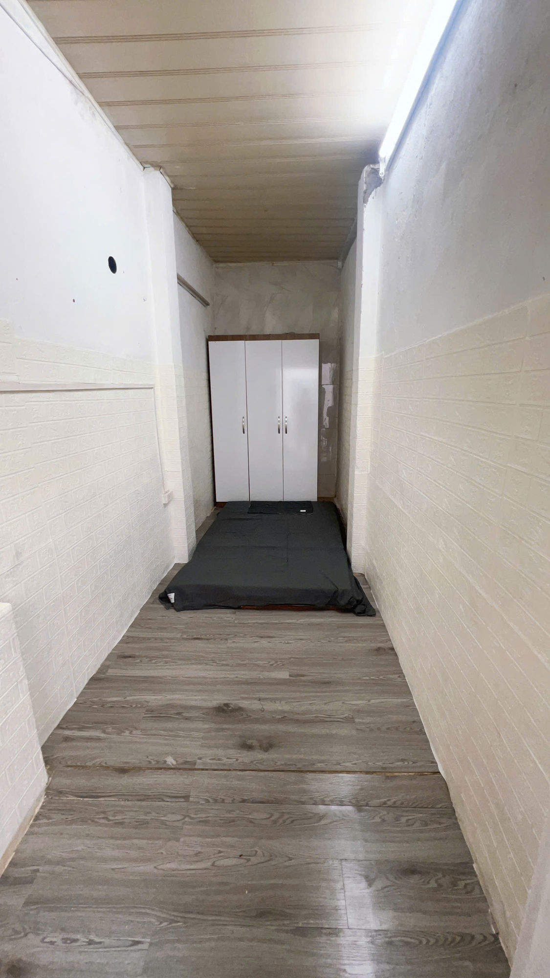 Giá chung cư Hà Nội lên hơn 100 triệu đồng/m2, người lương 5 triệu đang ở đâu?- Ảnh 11. Giá chung cư Hà Nội lên hơn 100 triệu đồng/m2, người lương 5 triệu đang ở đâu?- Ảnh 11.