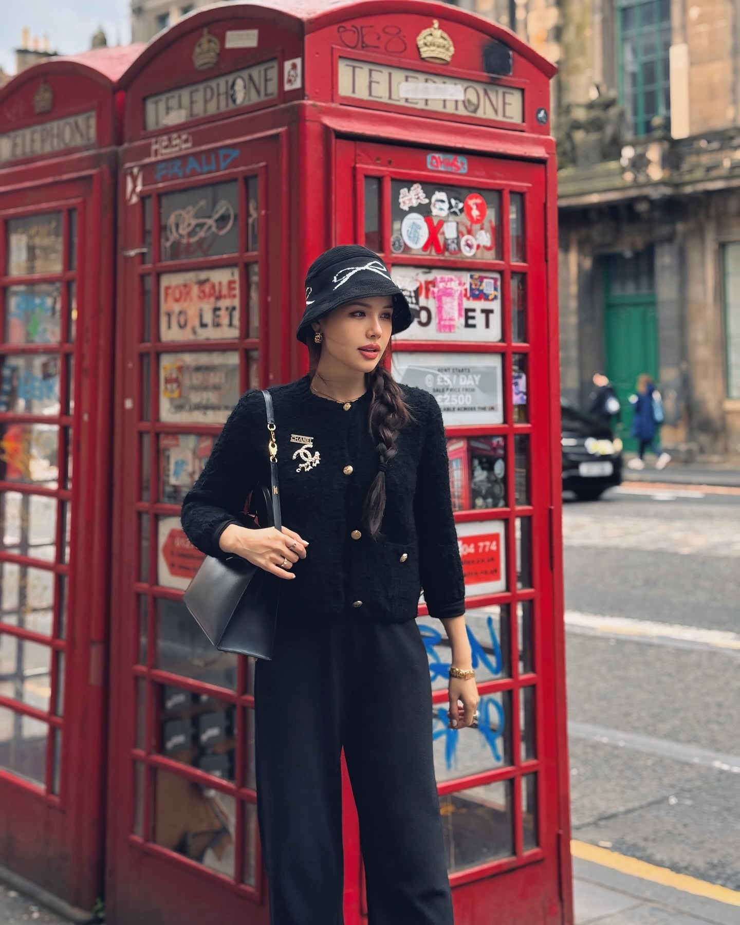 10 set đồ mùa đông cho thấy đẳng cấp thời trang của phu nhân tổng giám đốc tập đoàn nghìn tỷ- Ảnh 8. 10 set đồ mùa đông cho thấy đẳng cấp thời trang của phu nhân tổng giám đốc tập đoàn nghìn tỷ- Ảnh 8.