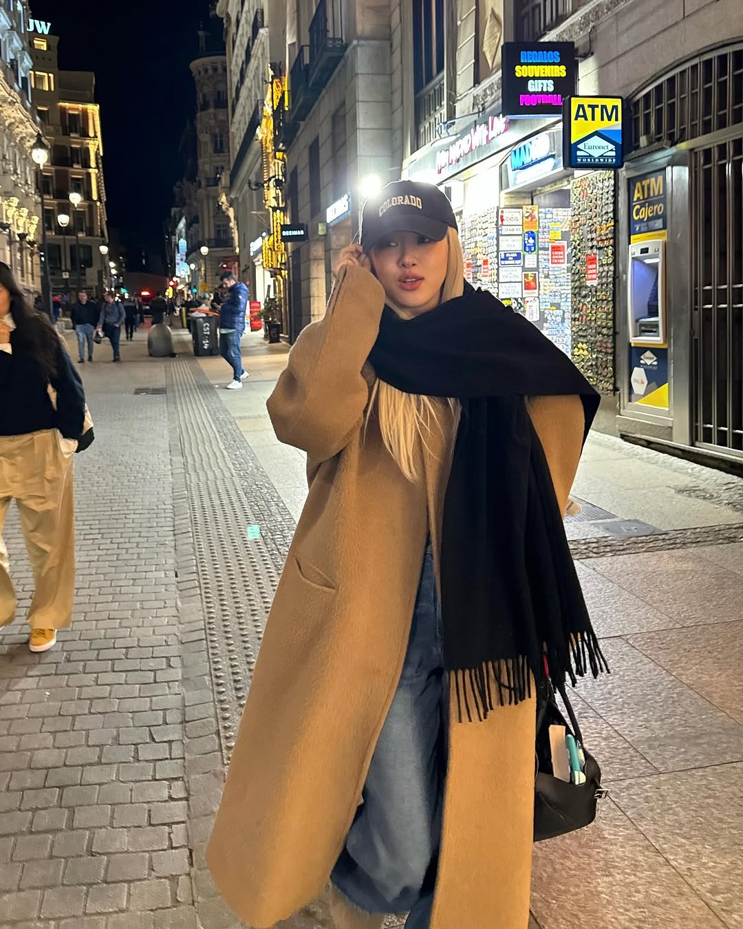 Quá khó để chê Rosé BLACKPINK- Ảnh 7. Quá khó để chê Rosé BLACKPINK- Ảnh 7.