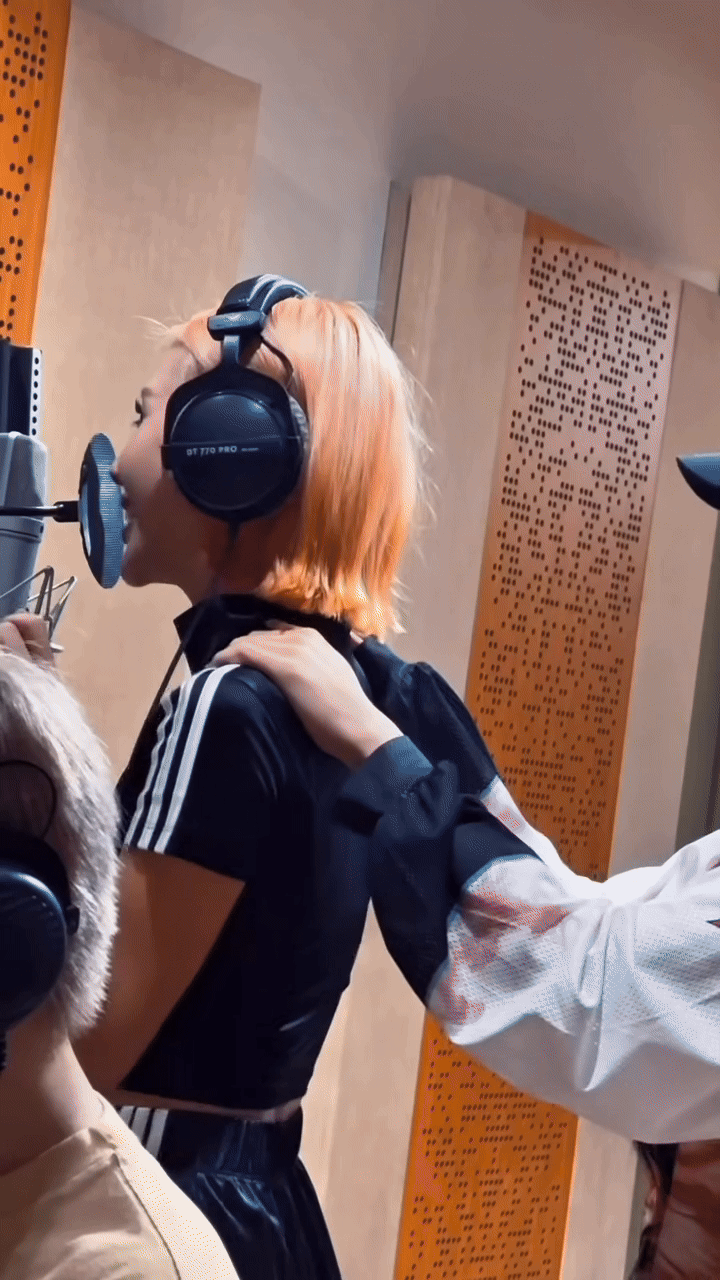 Quỳnh Anh Shyn học thanh nhạc “cấp tốc” trong 2 tháng, cùng giáo viên với Châu Bùi- Ảnh 3. Quỳnh Anh Shyn học thanh nhạc “cấp tốc” trong 2 tháng, cùng giáo viên với Châu Bùi- Ảnh 3.