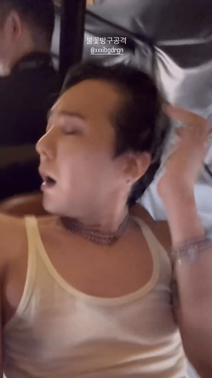 G-Dragon giận dỗi hết sức, bóc phốt ekip G-Dragon giận dỗi hết sức, bóc phốt ekip