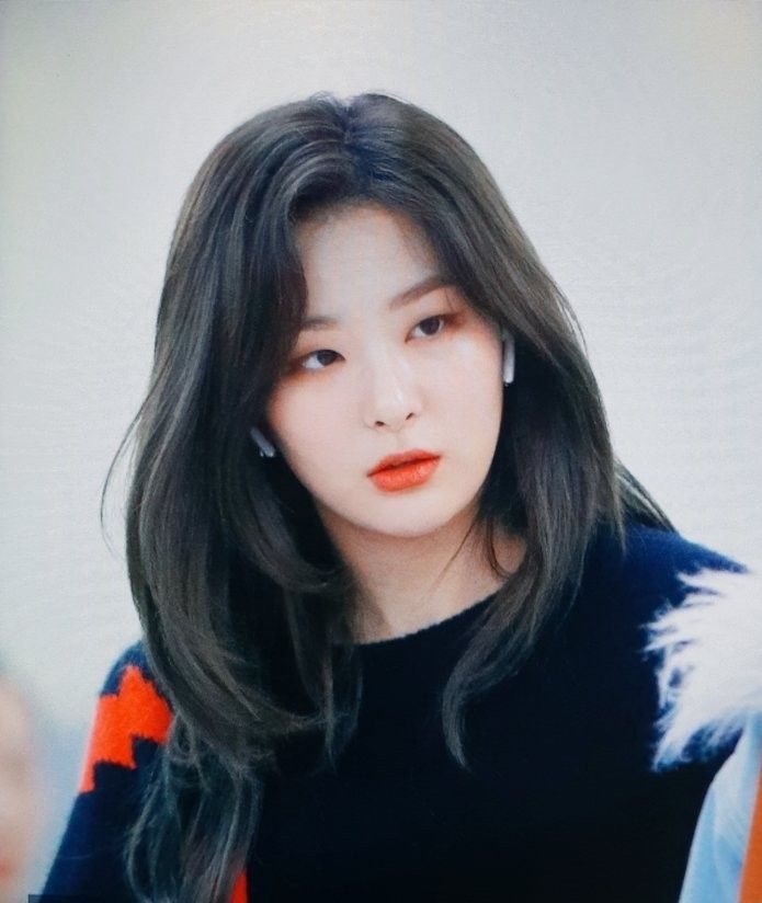 4 sao Hàn sở hữu mái tóc dày dài phụ nữ từ trẻ đến già đều mơ ước: Họ đều mê mẩn những món chống rụng tóc này!- Ảnh 1.