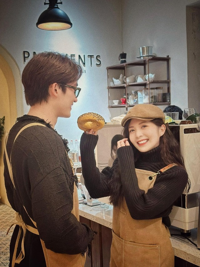 5 cặp đôi phim giả tình thật đẹp nhất Việt Nam: Trấn Thành - Hari Won xếp thứ 2, hạng 1 đúng chuẩn "tiên đồng ngọc nữ"- Ảnh 9.