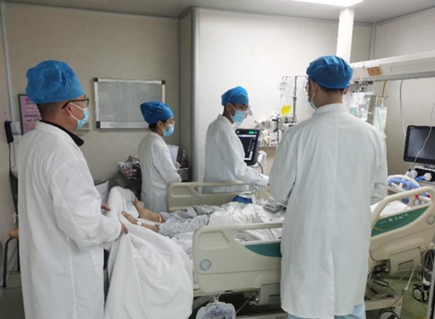 Nam sinh 17 tuổi suýt chết vì suy đa tạng sau khi chạy bộ- Ảnh 1.