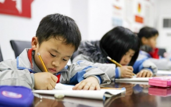 Câu đố thách thức cả dân chuyên Văn: Từ tiếng Việt nào có 3 chữ "NH"?- Ảnh 1. Câu đố thách thức cả dân chuyên Văn: Từ tiếng Việt nào có 3 chữ "NH"?- Ảnh 1.