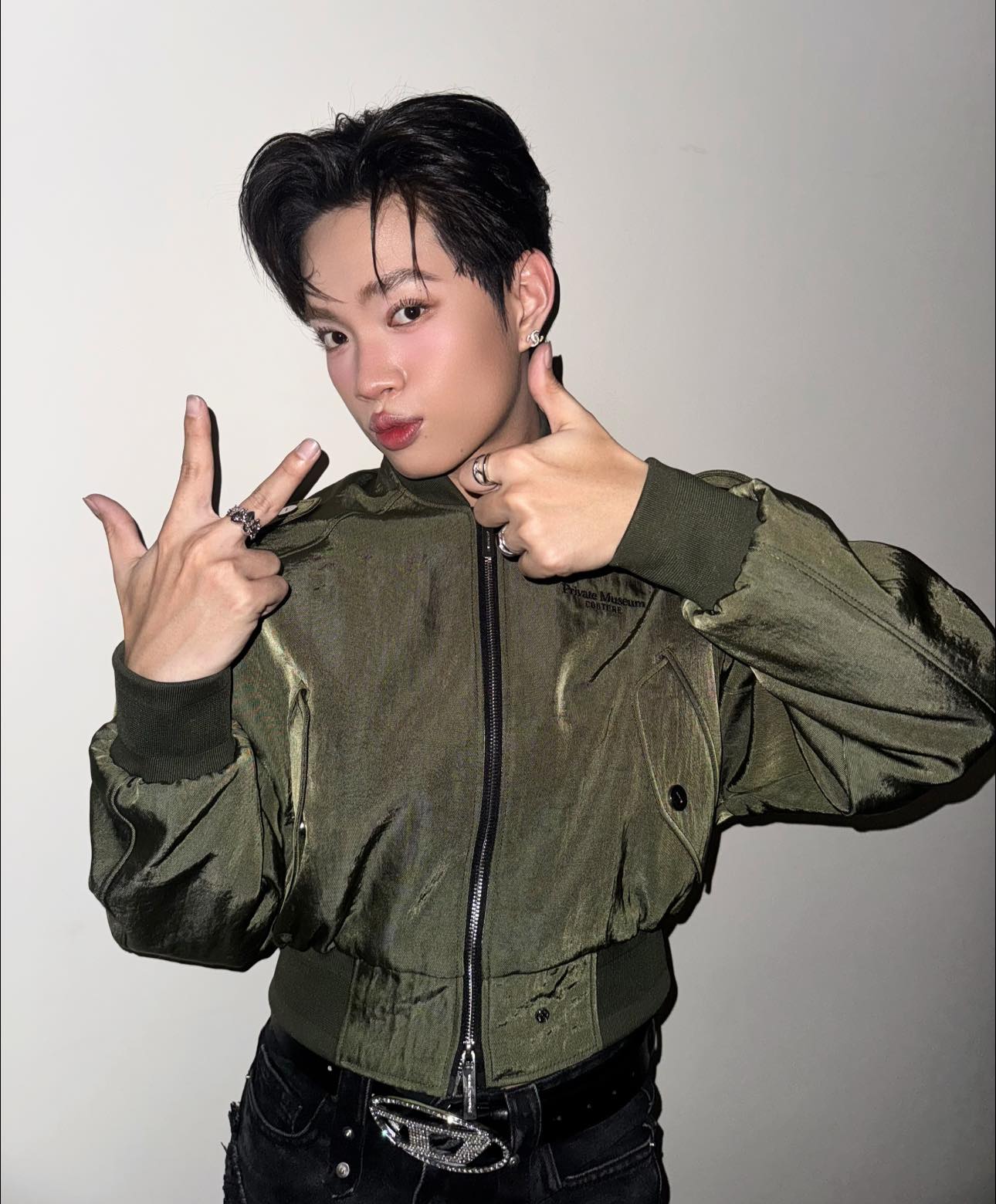 Em gái Trấn Thành công khai bạn trai, nửa kia là ca sĩ trẻ nổi tiếng- Ảnh 4.