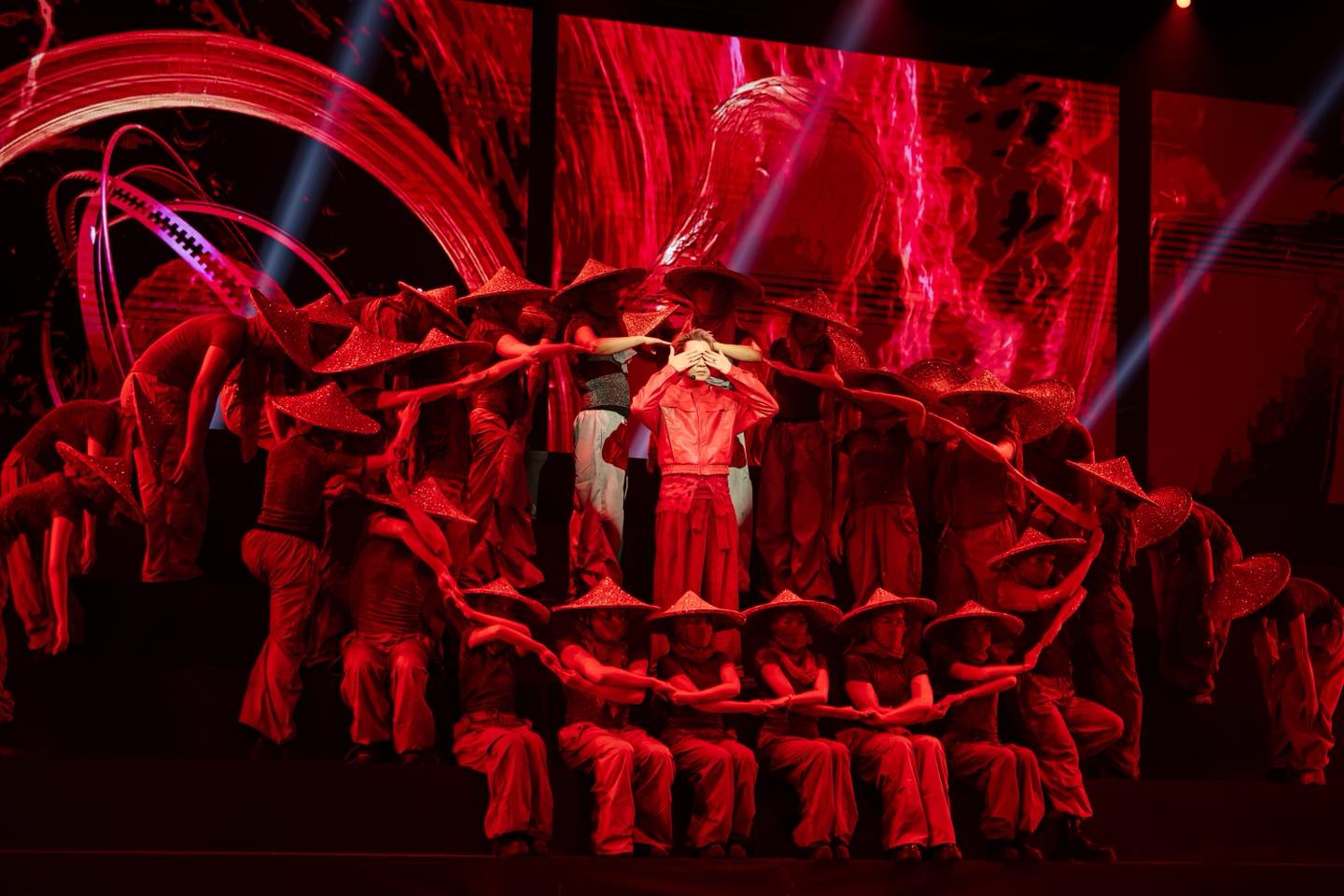 Không ngờ HLV Rap Việt cũng có ngày này: Rap trên nền nhạc Ngũ cung, diễn đỉnh khiến người xem gào thét- Ảnh 5.