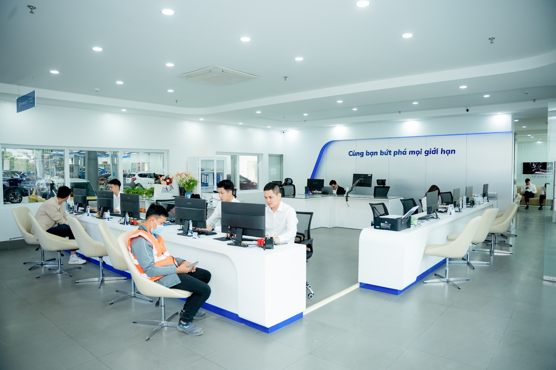 Hãng xe của tỷ phú Phạm Nhật Vượng "thêm một cái nhất"- Ảnh 2.