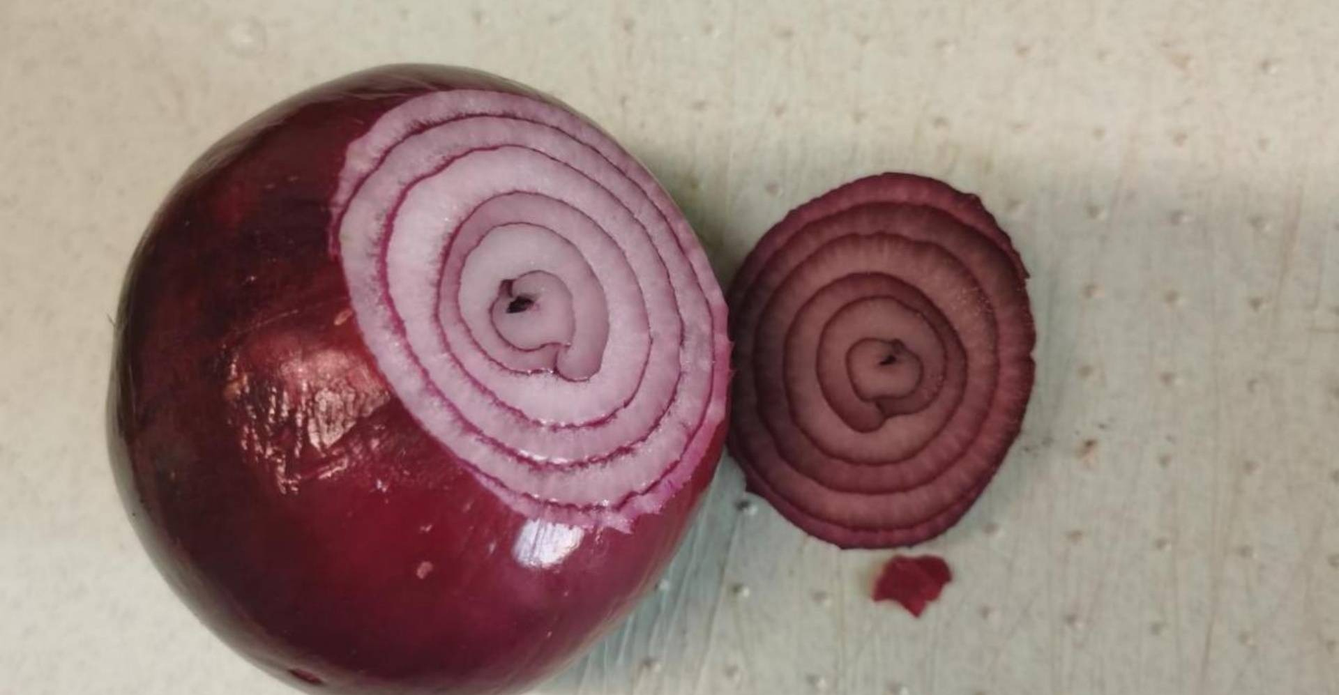 Hành tây có 4 công dụng thần kỳ, ai không biết thì rất thiệt- Ảnh 1. Hành tây có 4 công dụng thần kỳ, ai không biết thì rất thiệt- Ảnh 1.