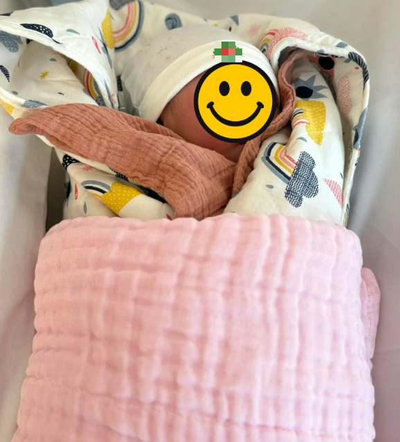 Sao nam Vbiz và vợ vũ công kém 13 tuổi chào đón con đầu lòng- Ảnh 1. Sao nam Vbiz và vợ vũ công kém 13 tuổi chào đón con đầu lòng- Ảnh 1.