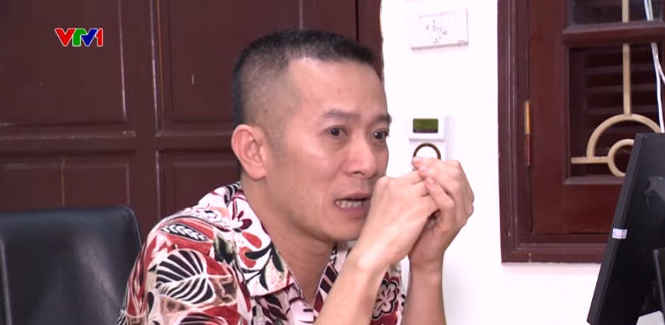 Đột kích quán karaoke Monaza ở Trần Duy Hưng, Hà Nội: Bất thường các dịch vụ "đĩa cherry, hoa quả và tôm hùm"- Ảnh 2.