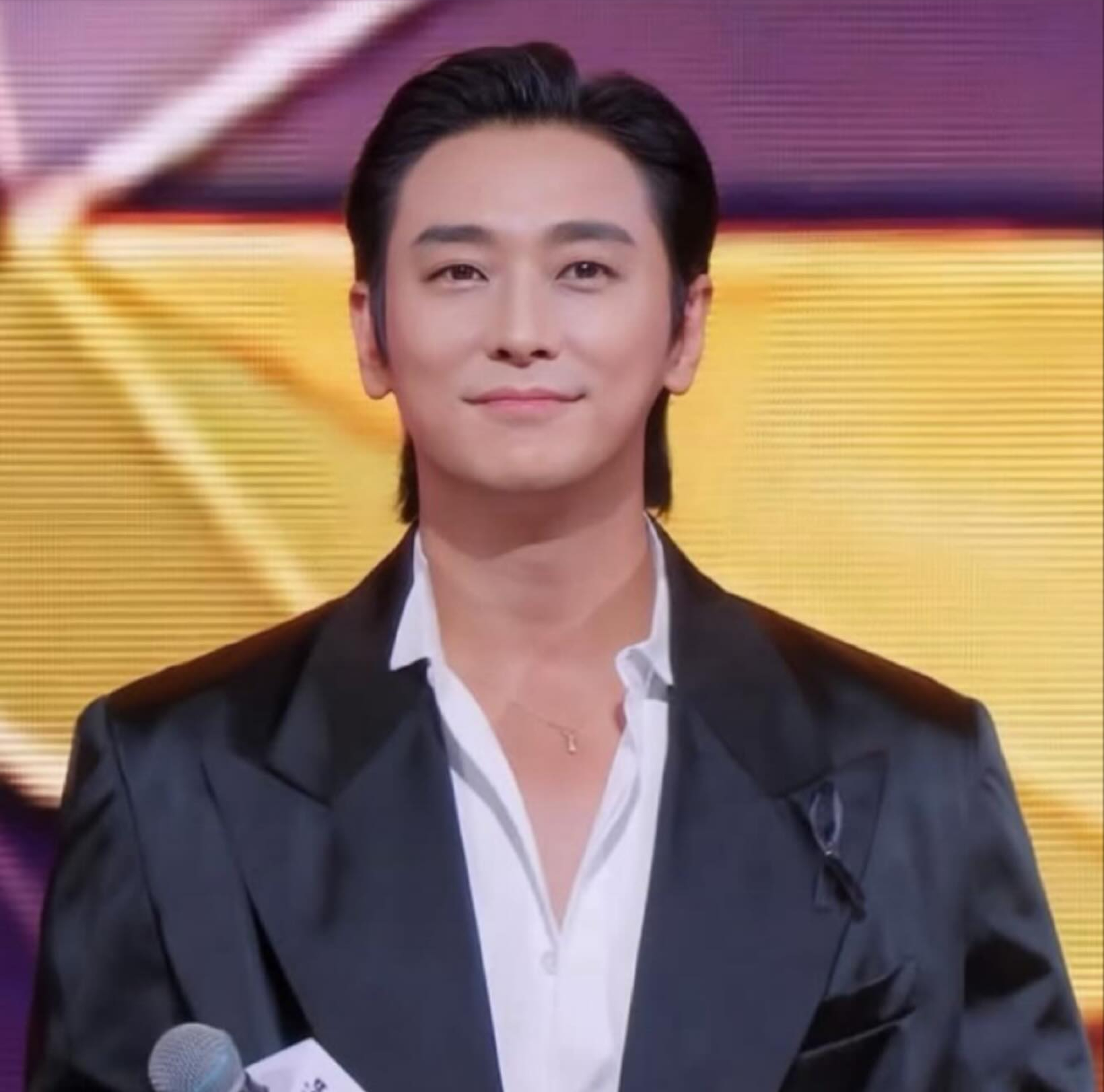 Hào quang tuổi 43 của Hào quang tuổi 43 của