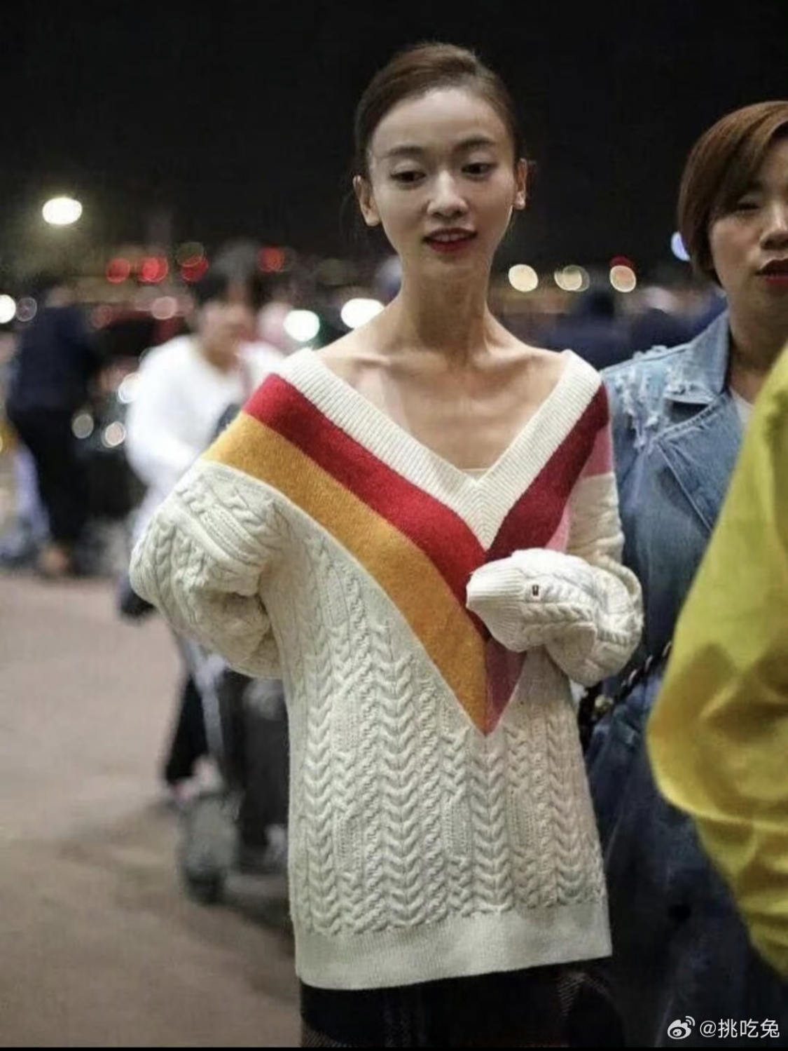 Ai đó hãy cứu lấy Ngô Cẩn Ngôn- Ảnh 7.