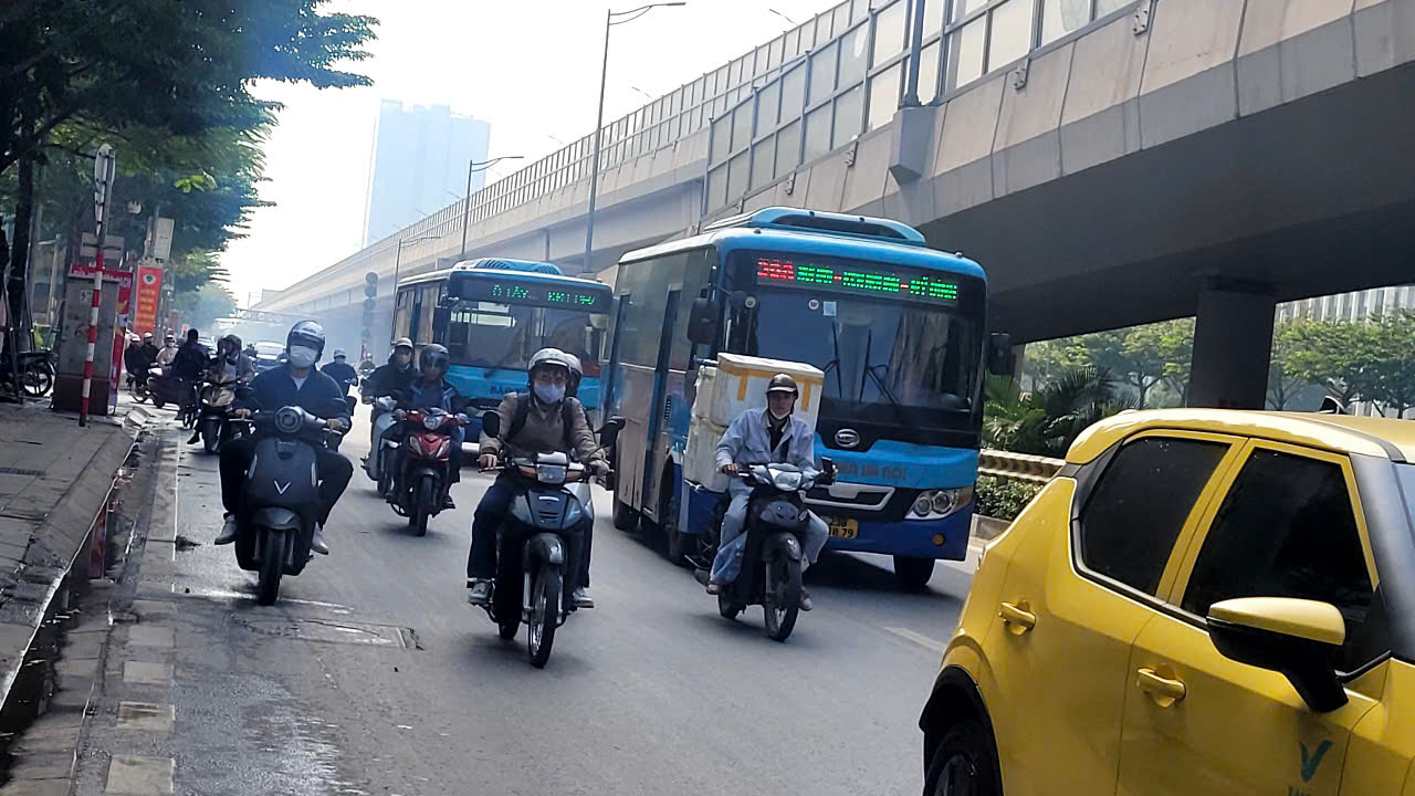 "Thủ phạm" nào khiến Hà Nội có thời điểm vào top 5 thành phố ô nhiễm nhất thế giới?- Ảnh 1.