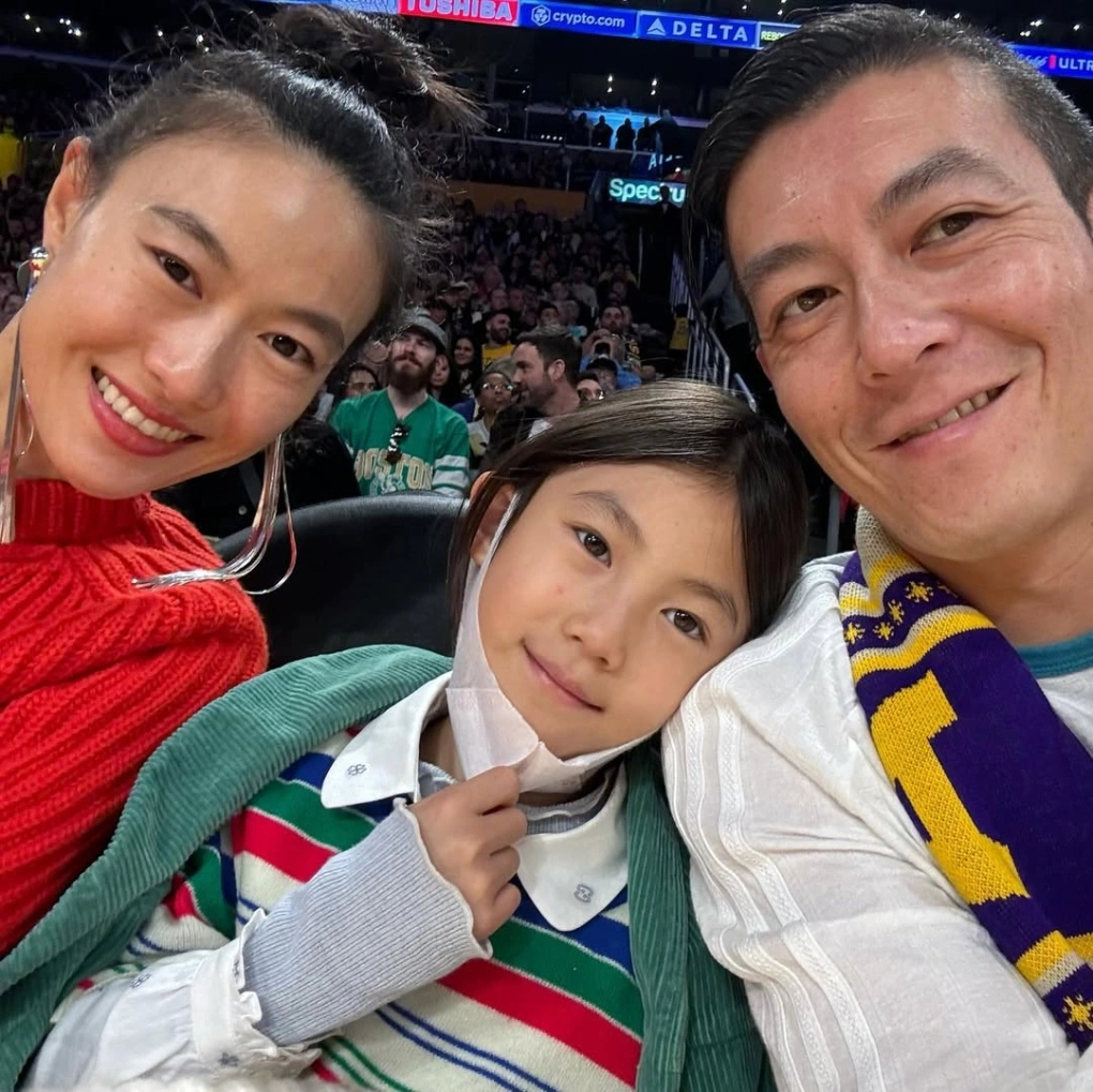 Rầm rộ clip Angelababy - Trần Quán Hy hẹn hò, dung dăng dung dẻ đắm chìm trong tình yêu?- Ảnh 6.