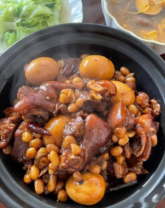 Thật tiếc cho chị em nào chưa biết 5 món vừa NGON vừa BỔ: Nuôi dưỡng buồng trứng, bảo vệ tử cung, "trẻ hóa" làn da- Ảnh 2. Thật tiếc cho chị em nào chưa biết 5 món vừa NGON vừa BỔ: Nuôi dưỡng buồng trứng, bảo vệ tử cung, "trẻ hóa" làn da- Ảnh 2.