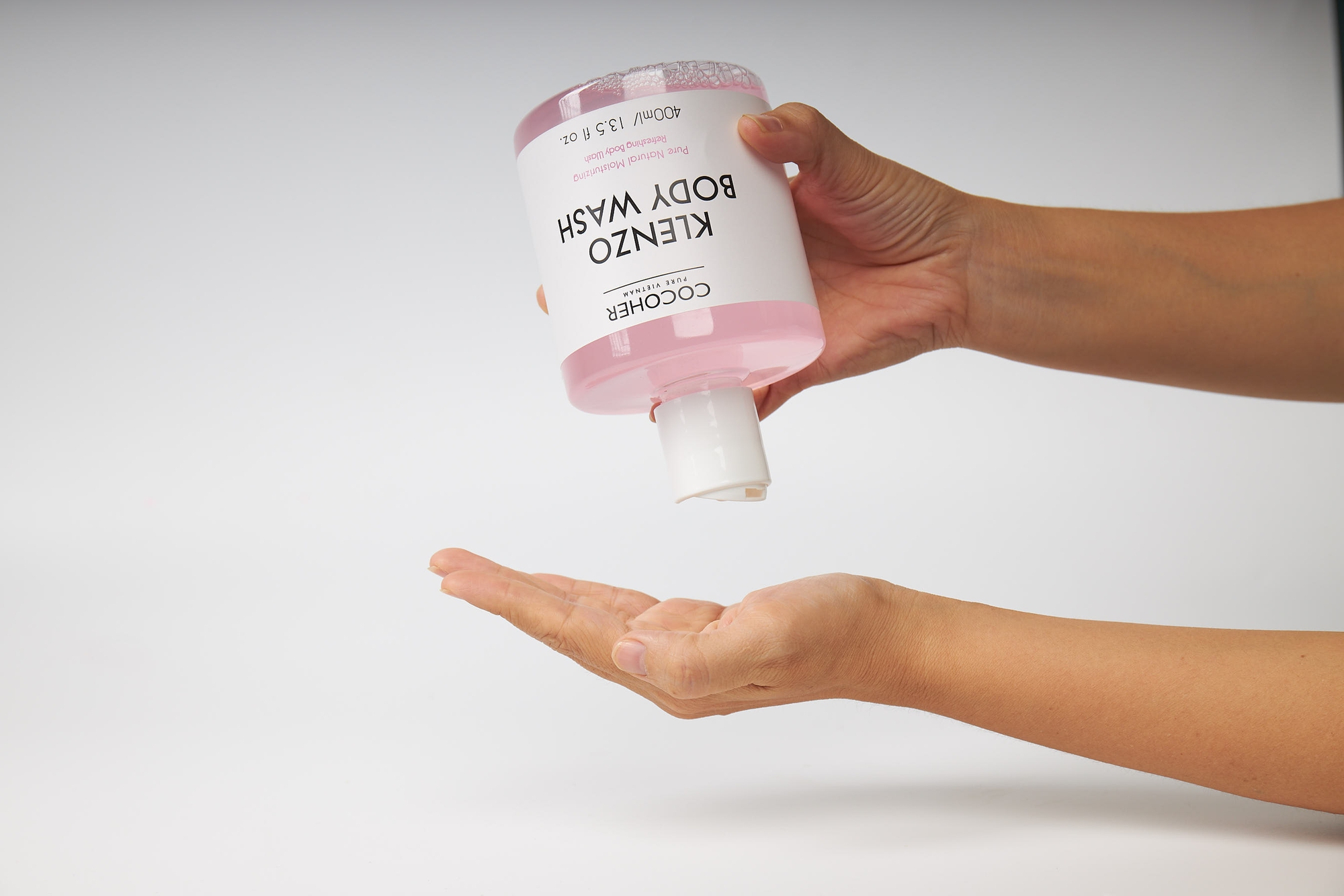 5 sữa tắm "made in Vietnam" giá bình dân, thơm lâu mà tắm xong da nhìn mướt mát đến là thích mắt- Ảnh 3.