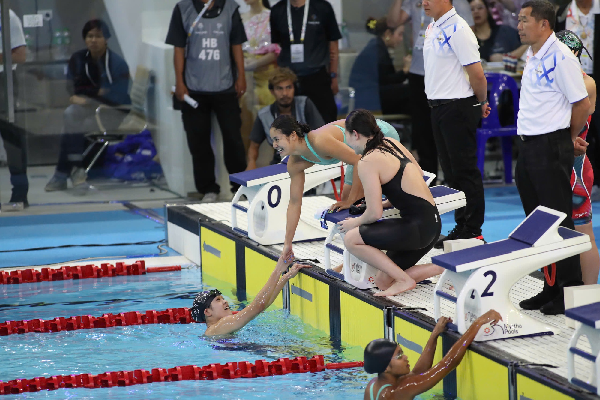 4 "tiểu tiên cá" mang về huy chương lịch sử cho bơi Việt Nam ở SEA Games sau 22 năm- Ảnh 11. 4 "tiểu tiên cá" mang về huy chương lịch sử cho bơi Việt Nam ở SEA Games sau 22 năm- Ảnh 11.