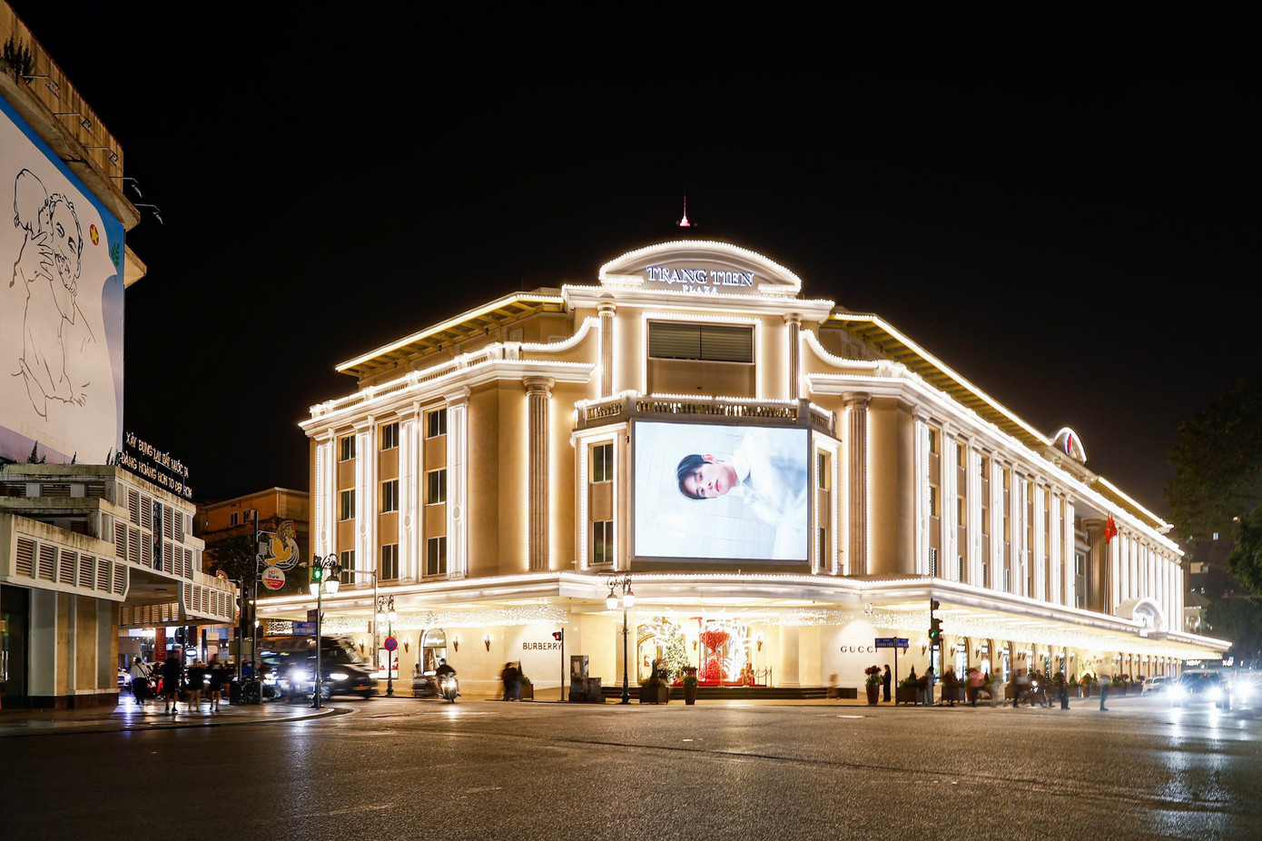 Hà Nội như 'bản hòa tấu ánh sáng' dịp Giáng sinh- Ảnh 1.