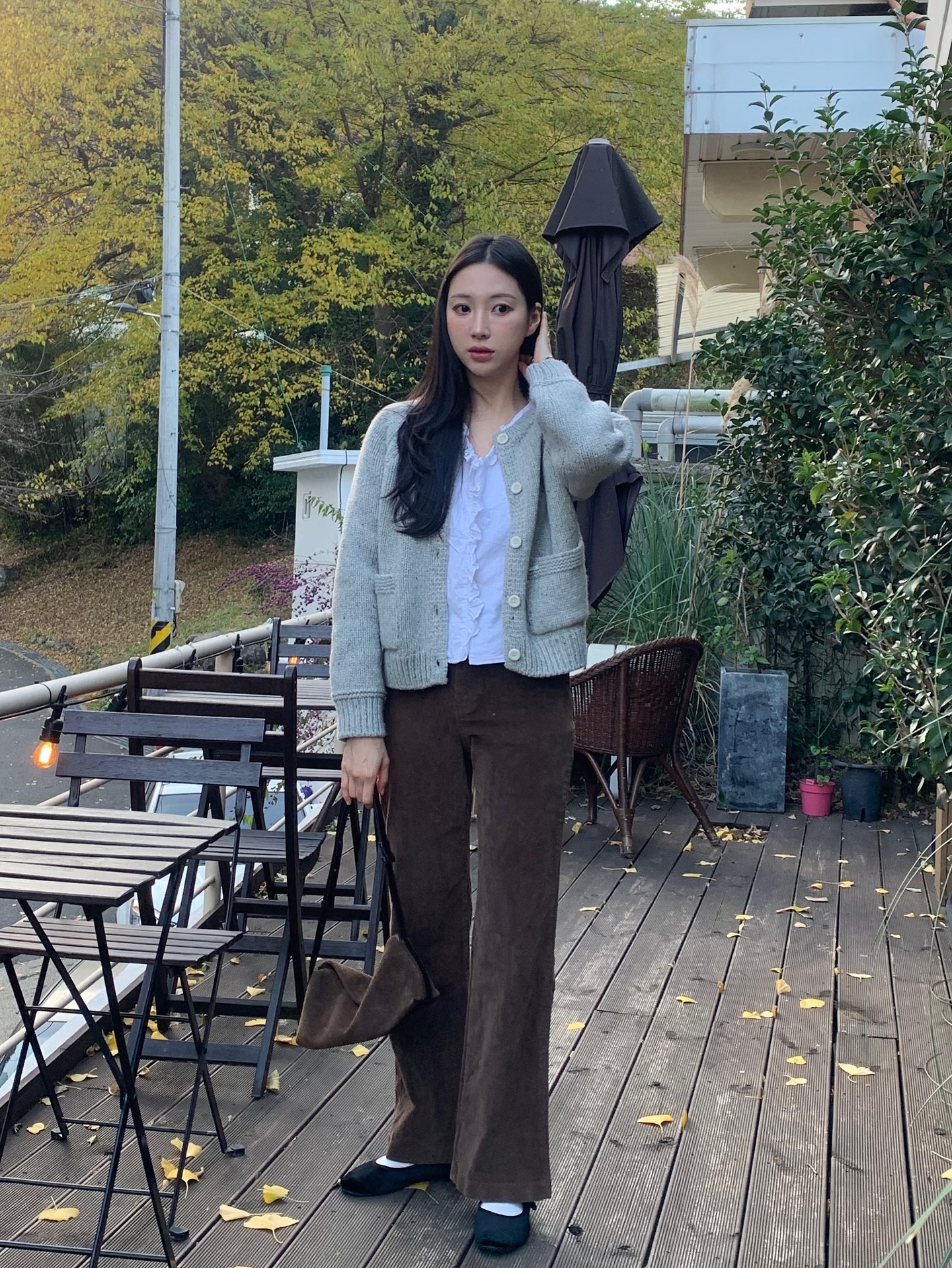 10 set đồ layer nhẹ nhàng nhưng chuẩn sành điệu cho ngày đông không quá lạnh- Ảnh 2.