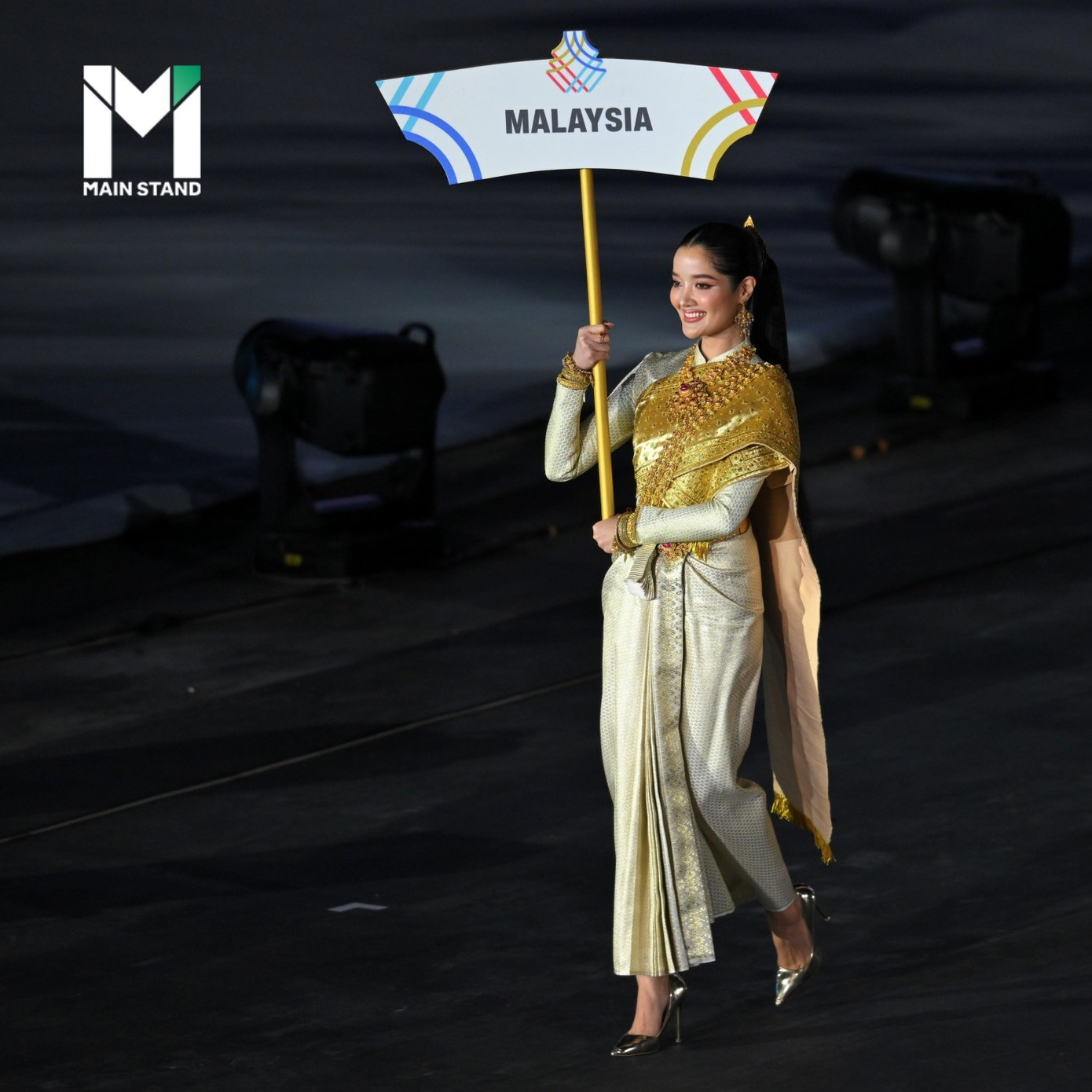 Dàn hoa hậu tại khai mạc SEA Games 33 ở Thái Lan- Ảnh 18.