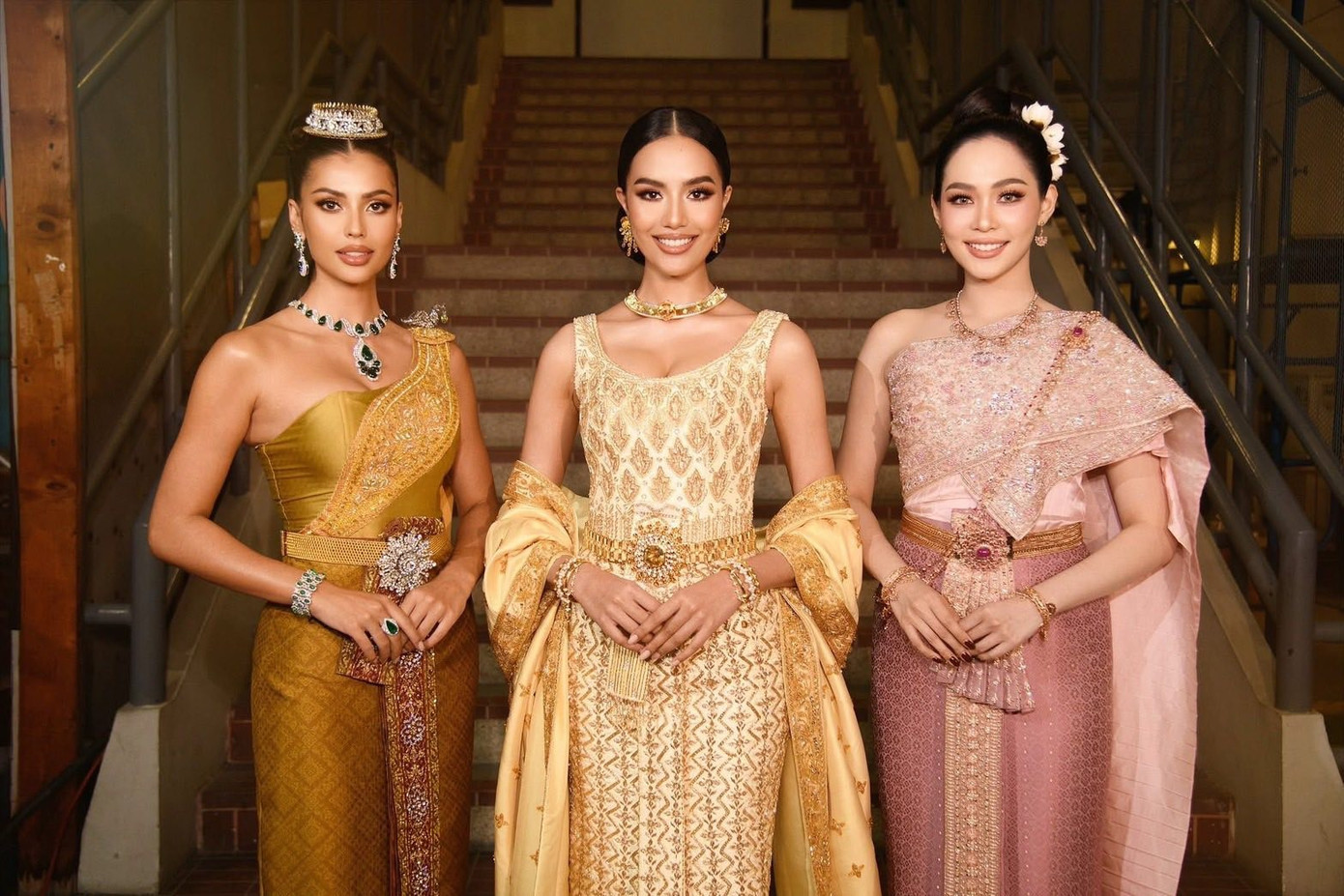 Dàn hoa hậu tại khai mạc SEA Games 33 ở Thái Lan- Ảnh 2.