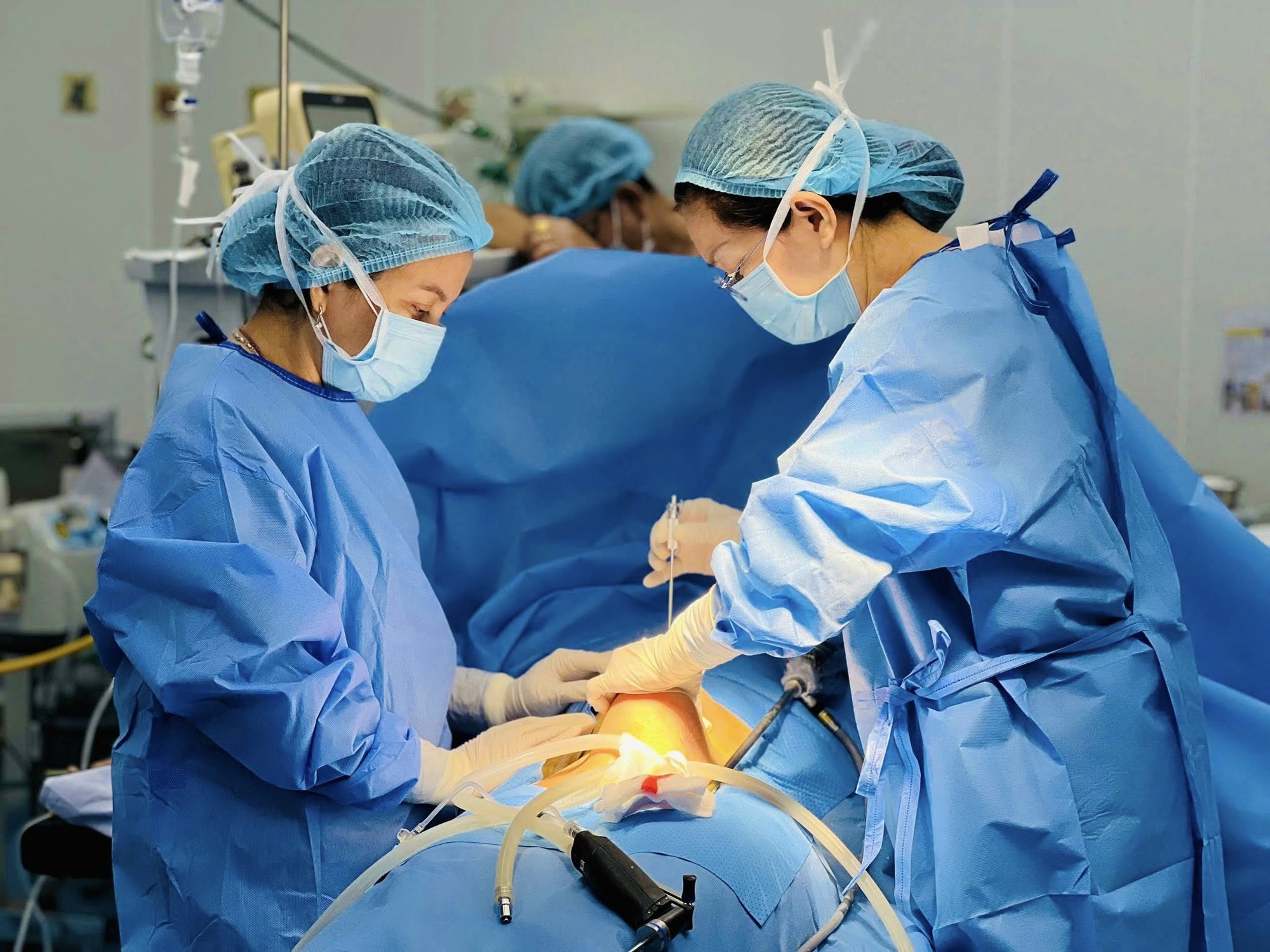 Cần Giờ: Sản phụ trẻ thoát nguy kịch nhờ can thiệp kịp thời- Ảnh 2. Cần Giờ: Sản phụ trẻ thoát nguy kịch nhờ can thiệp kịp thời- Ảnh 2.