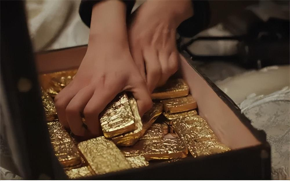 Mất hơn 25kg vàng ký gửi, người đàn ông kiện hãng hàng không đòi bồi thường nhưng bị từ chối, tòa án tuyên bố: “Họ làm vậy là đúng”- Ảnh 1.