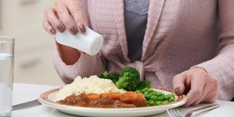 Gia đình 3 người cùng mắc ung thư, bác sĩ lắc đầu nói: “Tại sao vẫn có nhiều người thường xuyên ăn 2 thứ này?”- Ảnh 3. Gia đình 3 người cùng mắc ung thư, bác sĩ lắc đầu nói: “Tại sao vẫn có nhiều người thường xuyên ăn 2 thứ này?”- Ảnh 3.