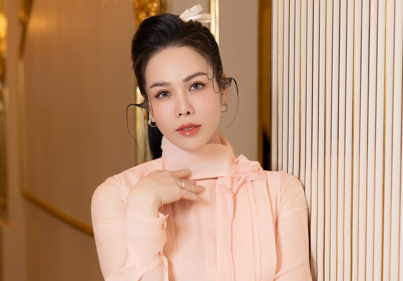 Từ vụ Nhật Kim Anh, Quyền Linh phải đính chính không bị bắt- Ảnh 1.