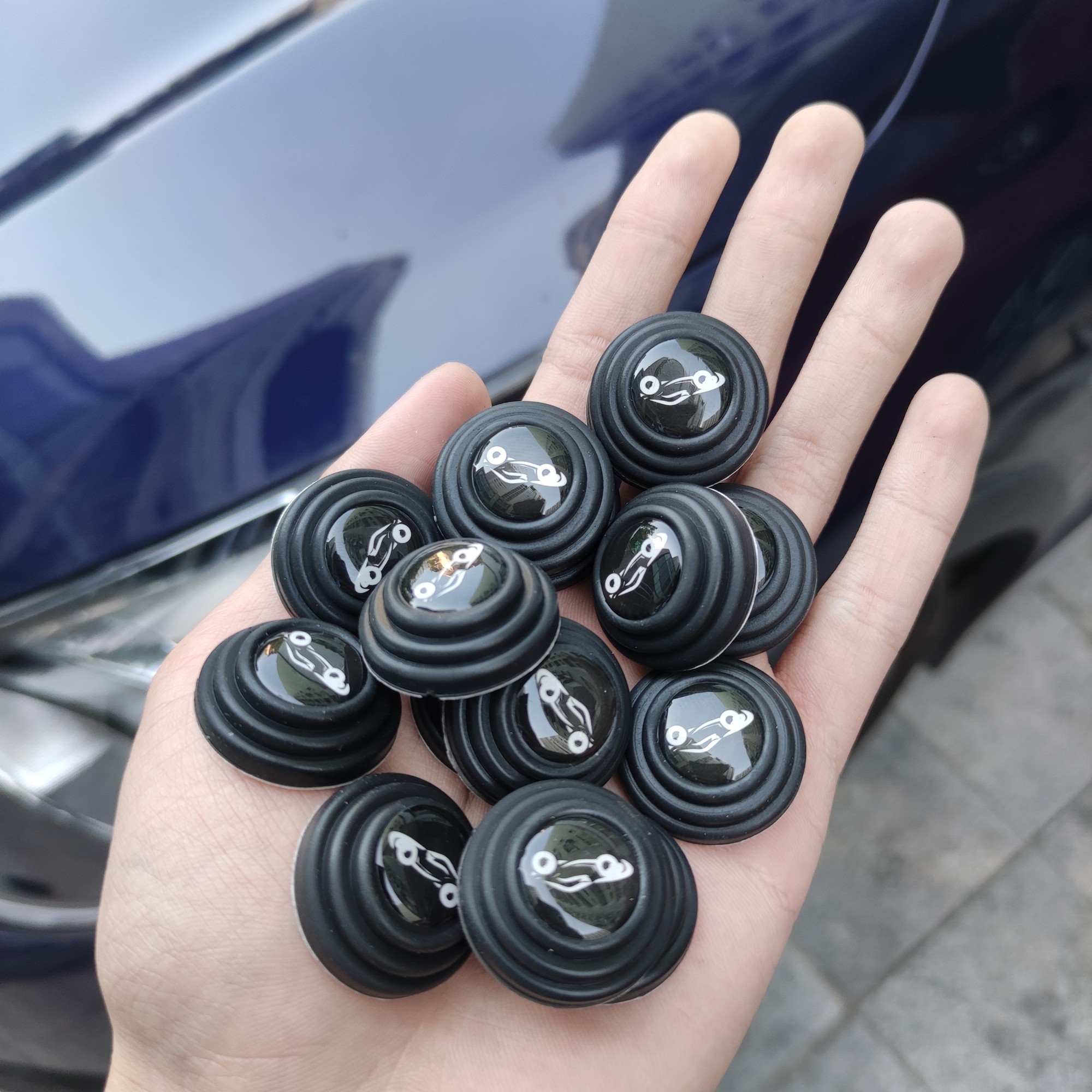 Mua cho vui ai dè Mua cho vui ai dè