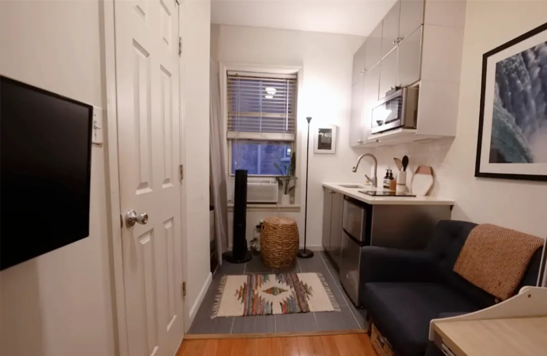 "Đặc sản" Hong Kong: 2 vợ chồng ở căn hộ 7m² vẫn thoải mái, 5 triệu người xem xin bái phục- Ảnh 2. "Đặc sản" Hong Kong: 2 vợ chồng ở căn hộ 7m² vẫn thoải mái, 5 triệu người xem xin bái phục- Ảnh 2.