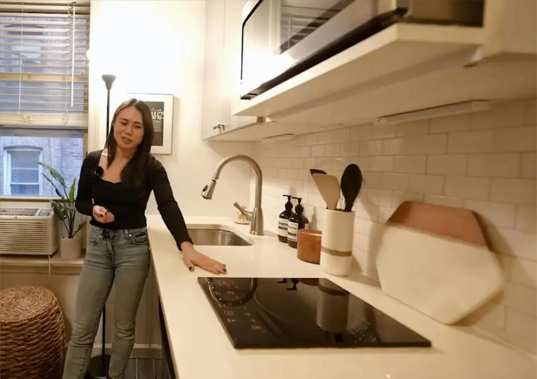 "Đặc sản" Hong Kong: 2 vợ chồng ở căn hộ 7m² vẫn thoải mái, 5 triệu người xem xin bái phục- Ảnh 6. "Đặc sản" Hong Kong: 2 vợ chồng ở căn hộ 7m² vẫn thoải mái, 5 triệu người xem xin bái phục- Ảnh 6.