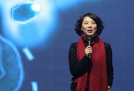 Chuyện Jack Ma "lừa" cô lễ tân suốt 14 năm rồi đưa lên làm phó Chủ tịch Alibaba: Đừng nhìn lợi ích trước mắt, sau 30 tuổi vẫn có thể bắt đầu sự nghiệp!- Ảnh 1.