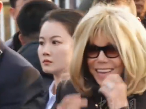 Thân phận thật của nữ vệ sĩ hot nhất MXH, ánh mắt sắc lẹm như chim ưng- Ảnh 1.