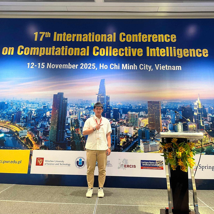 Cử nhân AI đầu tiên tốt nghiệp xuất sắc, 22 tuổi trở thành trợ giảng đại học- Ảnh 2.