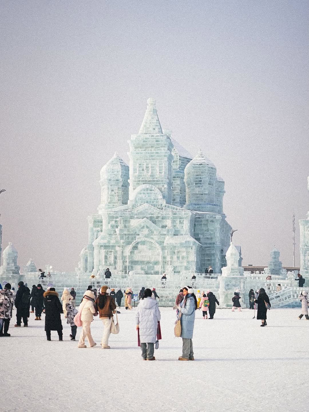 Hot girl Việt cảnh báo khách du lịch Cáp Nhĩ Tân, ra đường bị bỏng đỏ bừng mặt- Ảnh 3.