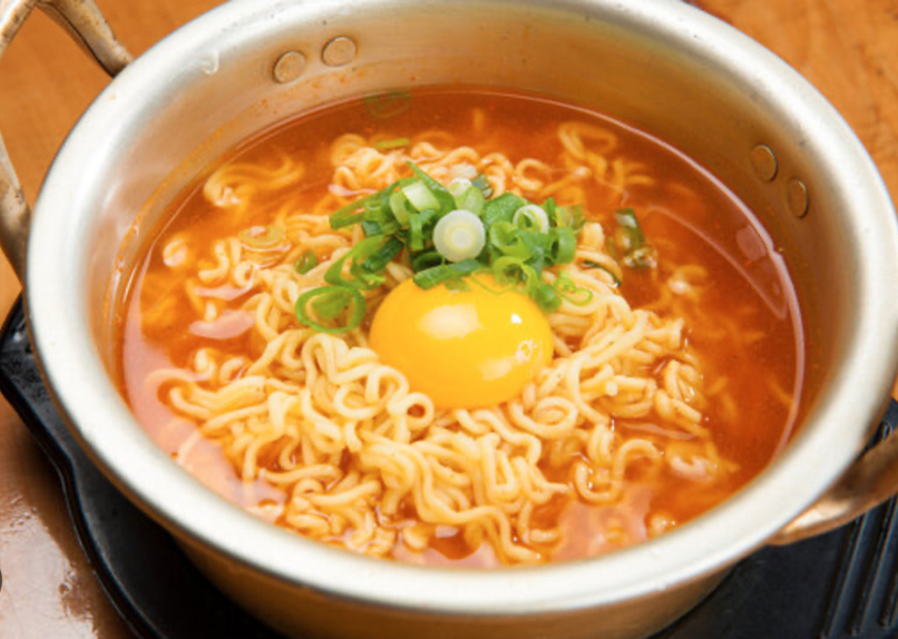 Giáo sư Nhật chỉ mặt 10 món ăn người Việt "nghiện" mỗi ngày đang âm thầm "phá thận"- Ảnh 1.