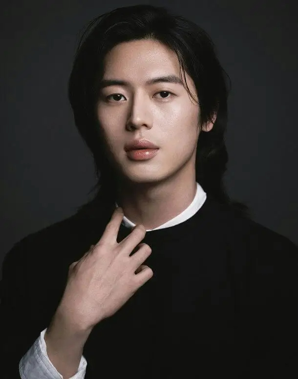 Chưa từng có: "Nam thần màn ảnh" hiến đến 70% gan để cứu sống mẹ!- Ảnh 5.