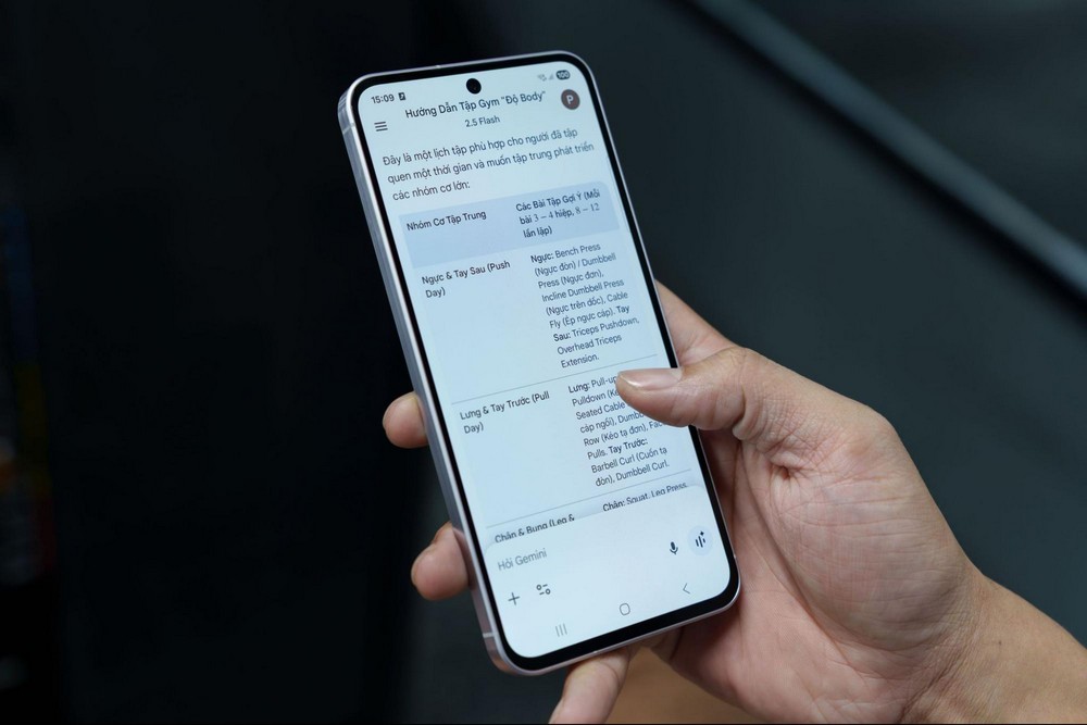 Giữ dáng mùa lễ hội: Gemini Live theo kèm từng động tác- Ảnh 3.