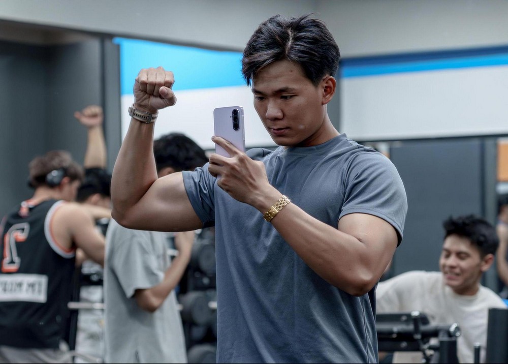 Giữ dáng mùa lễ hội: Gemini Live theo kèm từng động tác- Ảnh 5.