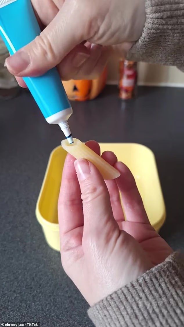 Trưa nào đồ ăn con đem tới trường cũng BIẾN MẤT, bà mẹ "giăng bẫy" bằng 1 thứ, bắt thủ phạm phải ra mặt!- Ảnh 4.