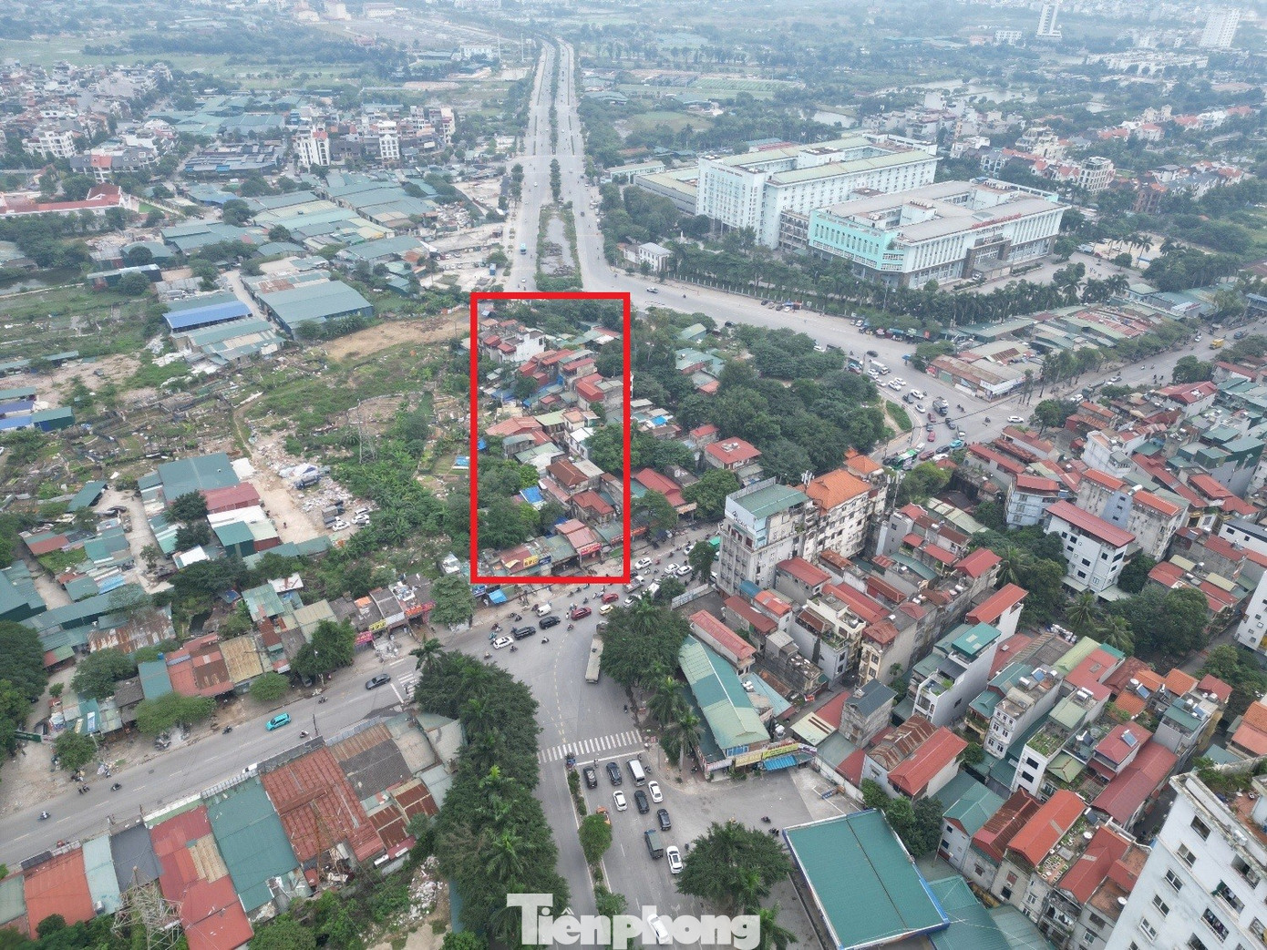 Cơ quan chức năng phản hồi gì về nút giao 'dị dạng' ở Hà Nội?- Ảnh 1.