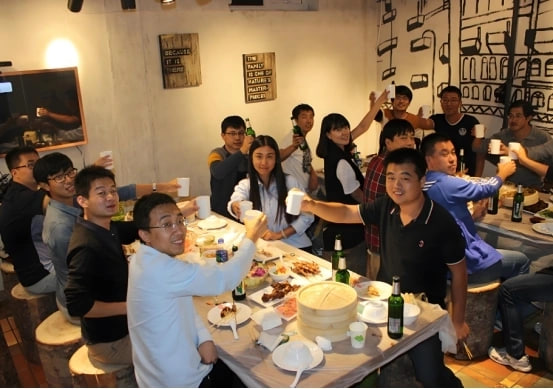 Bộ mặt thật của "tổng tài pha-kè"- Ảnh 1.