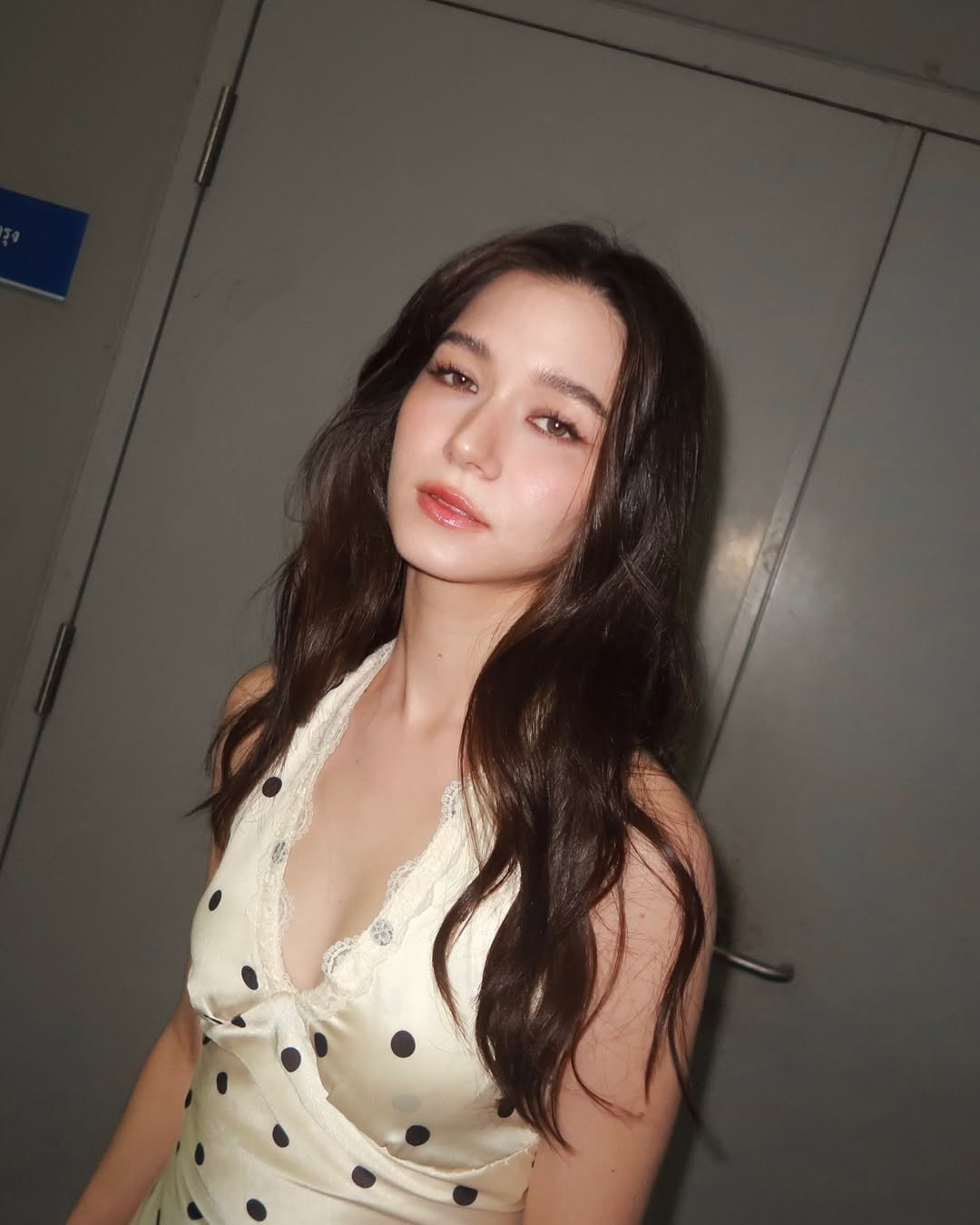 Nhan sắc nữ ca sĩ hát nhép 100% ở khai mạc SEA Games 33- Ảnh 11.