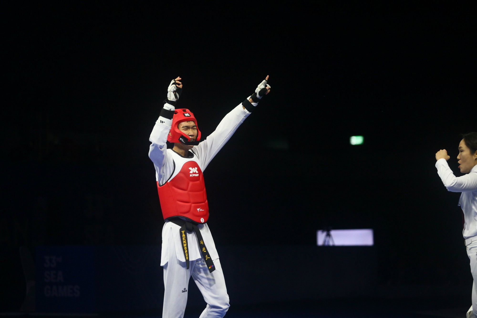 Võ Việt Nam "out trình" đánh cho đối thủ xây xẩm mặt mày, liên tiếp giành HCV SEA Games- Ảnh 4. Võ Việt Nam "out trình" đánh cho đối thủ xây xẩm mặt mày, liên tiếp giành HCV SEA Games- Ảnh 4.