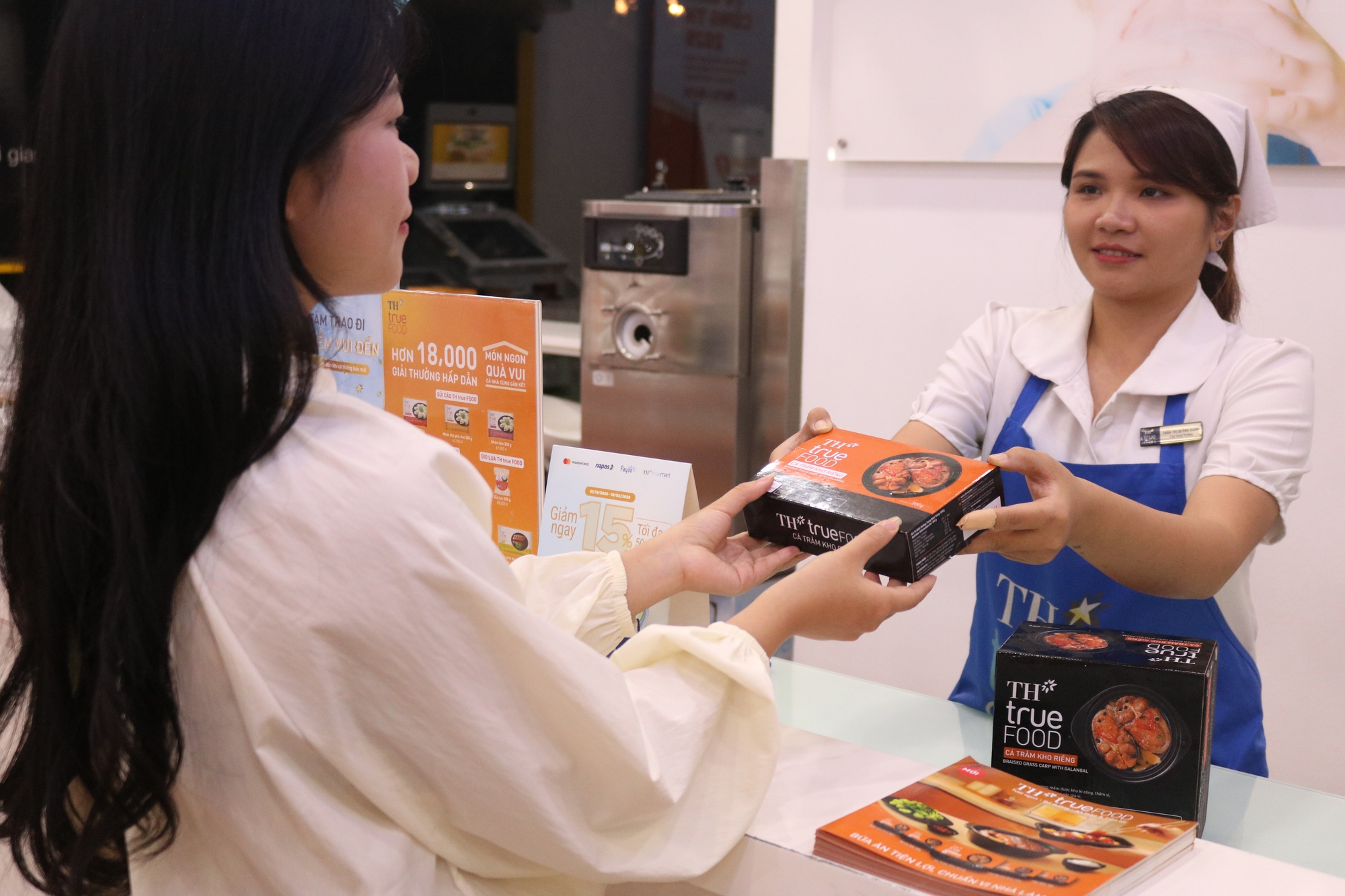 TH true FOOD ra mắt bộ sản phẩm Bữa Ăn Tiện Lợi: Giải pháp cho bữa ăn ngon, đủ dinh dưỡng, tiết kiệm thời gian- Ảnh 3. TH true FOOD ra mắt bộ sản phẩm Bữa Ăn Tiện Lợi: Giải pháp cho bữa ăn ngon, đủ dinh dưỡng, tiết kiệm thời gian- Ảnh 3.