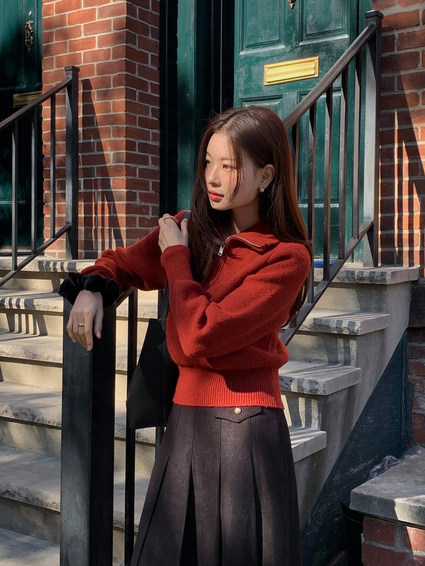 5 tông màu trang phục tôn da tốt nhất, mặc lên còn rất sang thì ai cũng phải có- Ảnh 6. 5 tông màu trang phục tôn da tốt nhất, mặc lên còn rất sang thì ai cũng phải có- Ảnh 6.